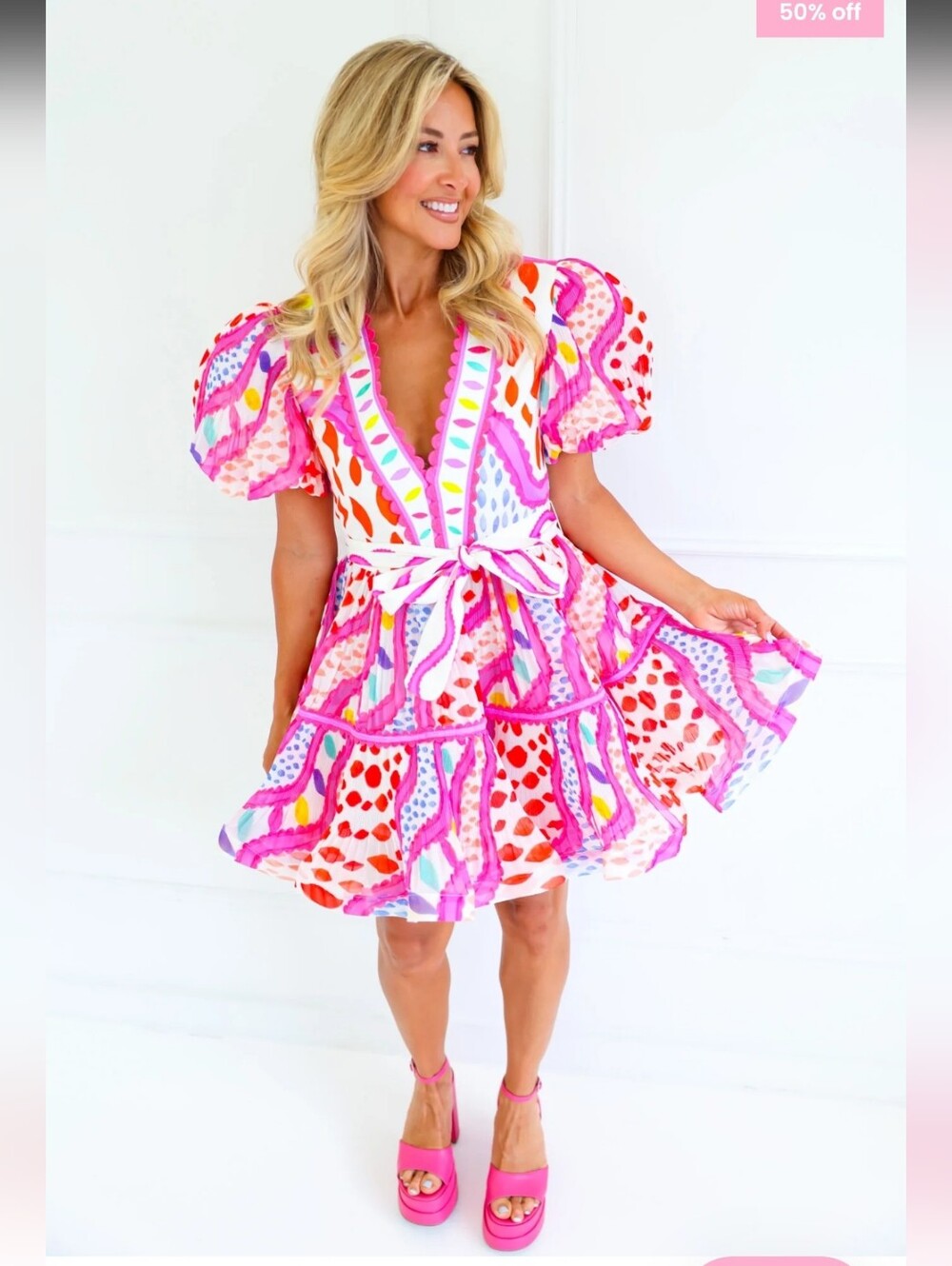 Celia B Sovin Vibrant Pink Printed V-Neck Tie-Waist Dress Sz M New